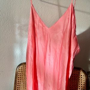 VINTAGE VICTORIA’S SECRET SILK SLIP 💖
